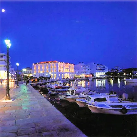 Spacious Seafront With Magnificent Aegean View דירה *